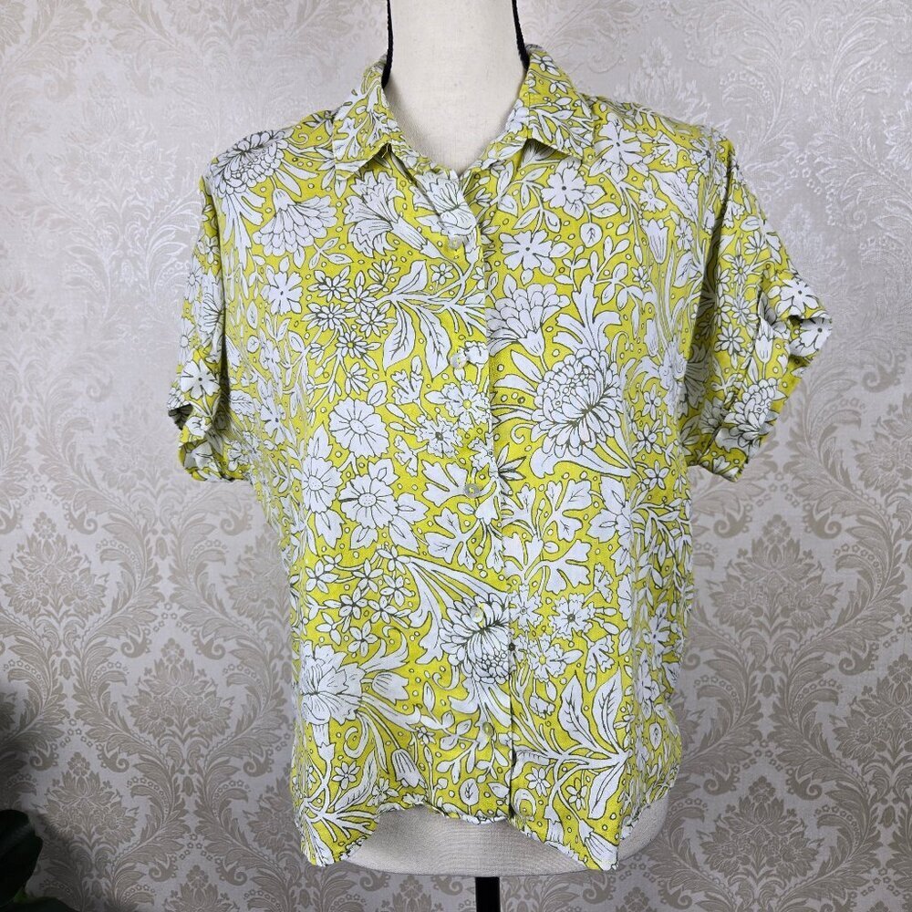 Rachel Ashwell Size Small 100% Linen Button Up Blouse Yellow White Floral Collar